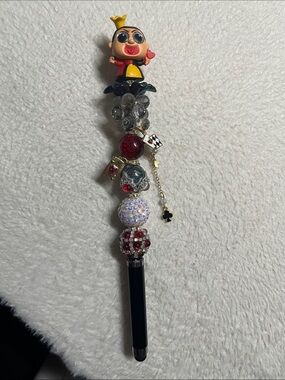 Queen of hearts, Alice in wonderland beaded pen with charm stylus pen